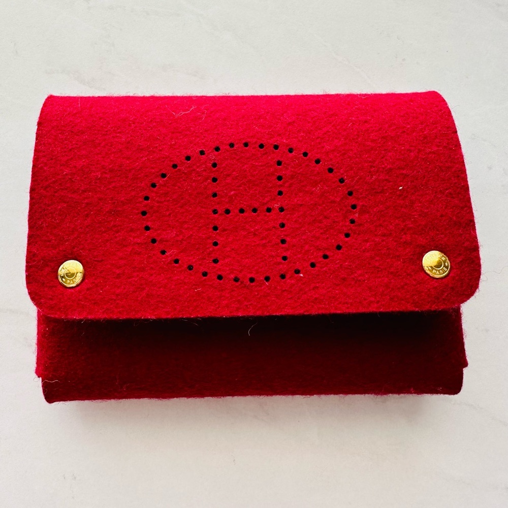 Hermès Red Felt Pouch with Gold Buttons – New – Authentic Valentine’s Gift ❤️
